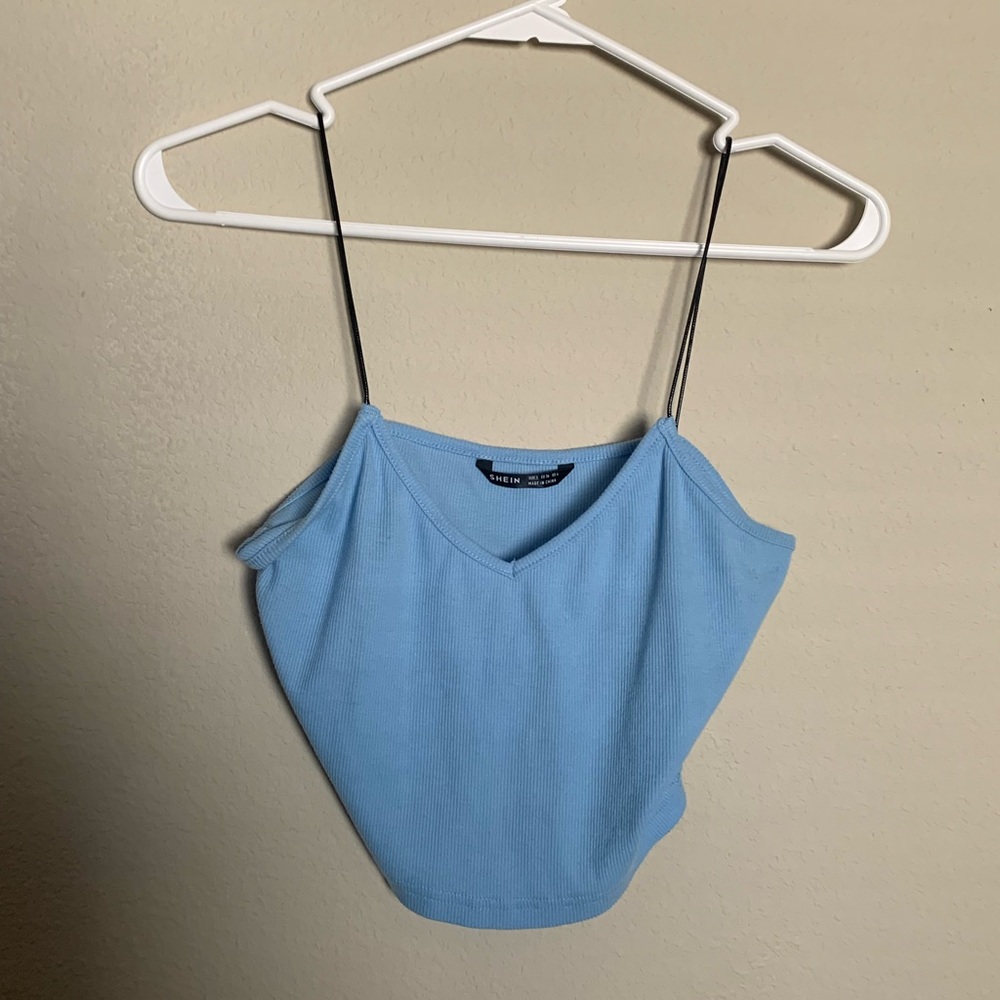 Blue cropped tank